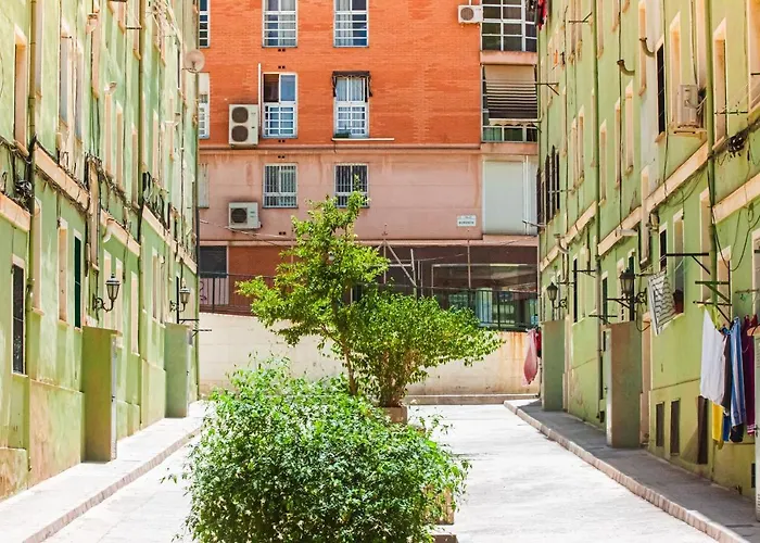 Room with HOSTAL PRICE for Men - Habitacion por precio de hostal para Hombre - Malaga Center, Apartment Homestay - Alojamiento en Apartamento